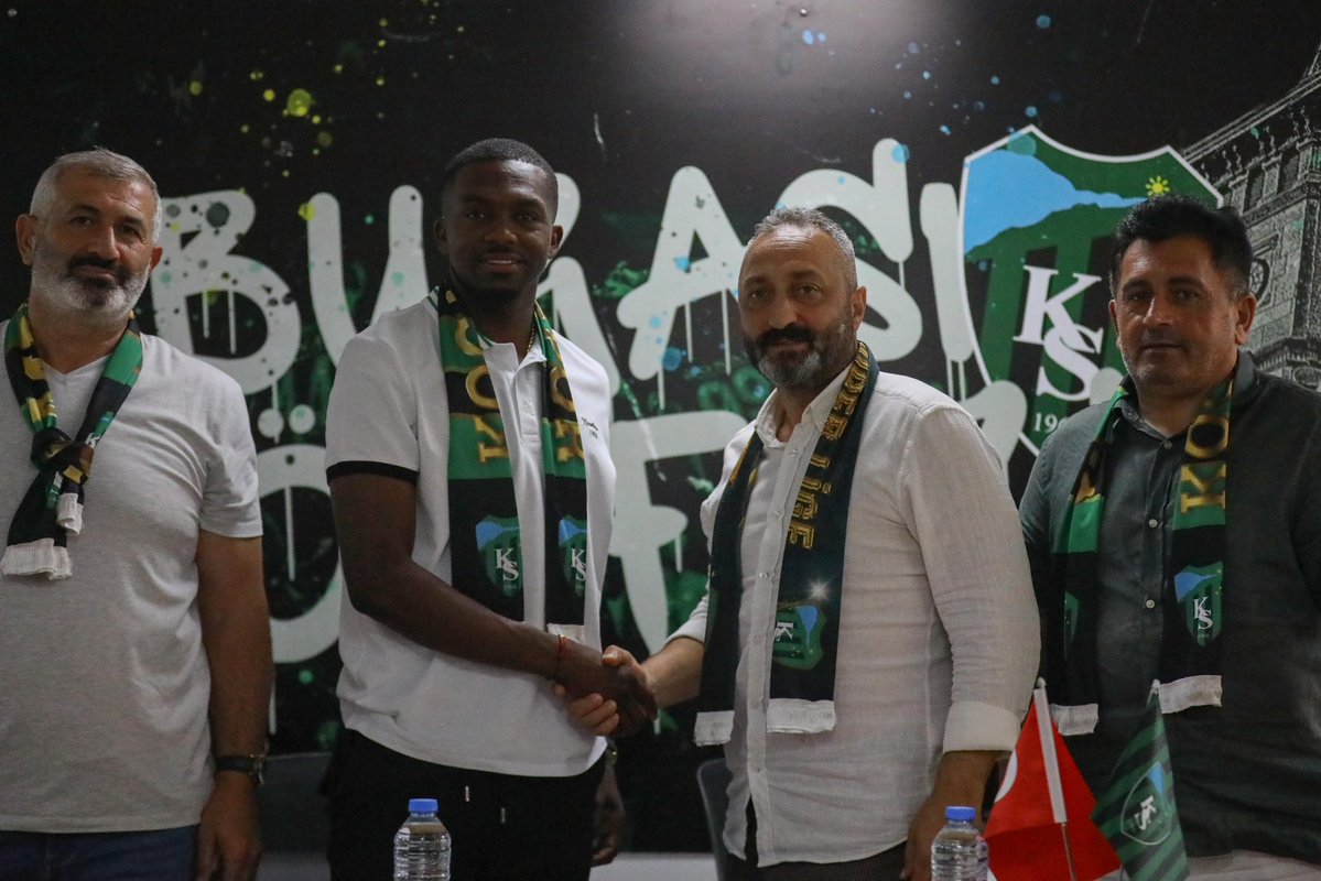 Kocaelispor, Anfernee Dijksteel ile Anlaştı