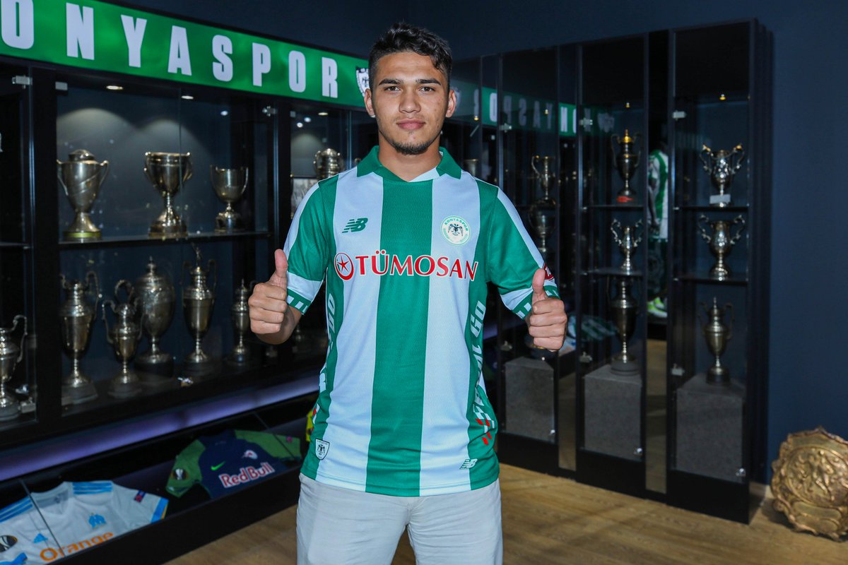 Amedspor, Konyaspor'dan Abdurrahman Üresin'i Kiraladı
