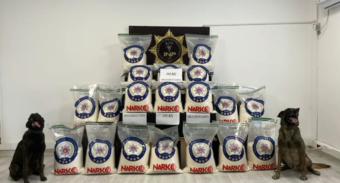 Iğdır’da İran Plakalı Tıra Uyuşturucu Operasyonu: 344 Kilo Metamfetamin Ele Geçirildi