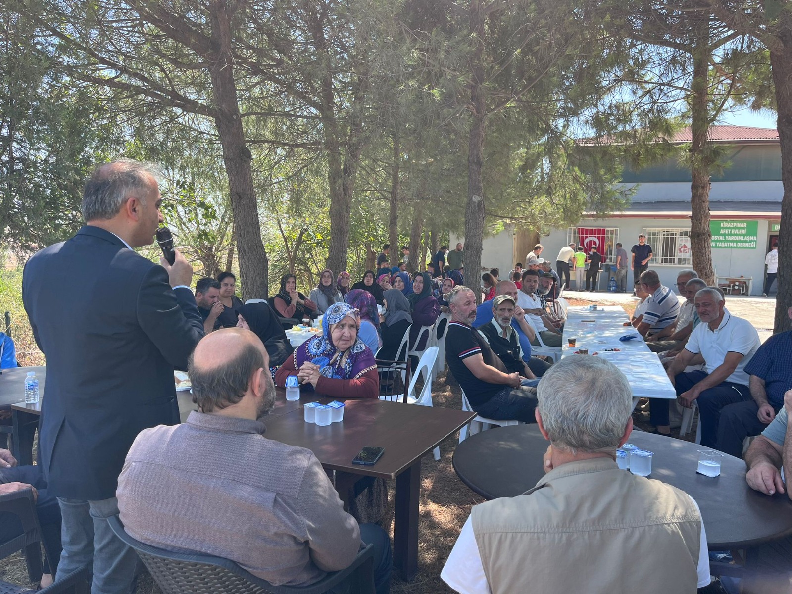 Erkan Vural: “Kirazpınar Mahallesi sakinleri işgalci değildir. Asıl işgalci, halkın hakkını gasp eden bir avuç rantiyecidir.”