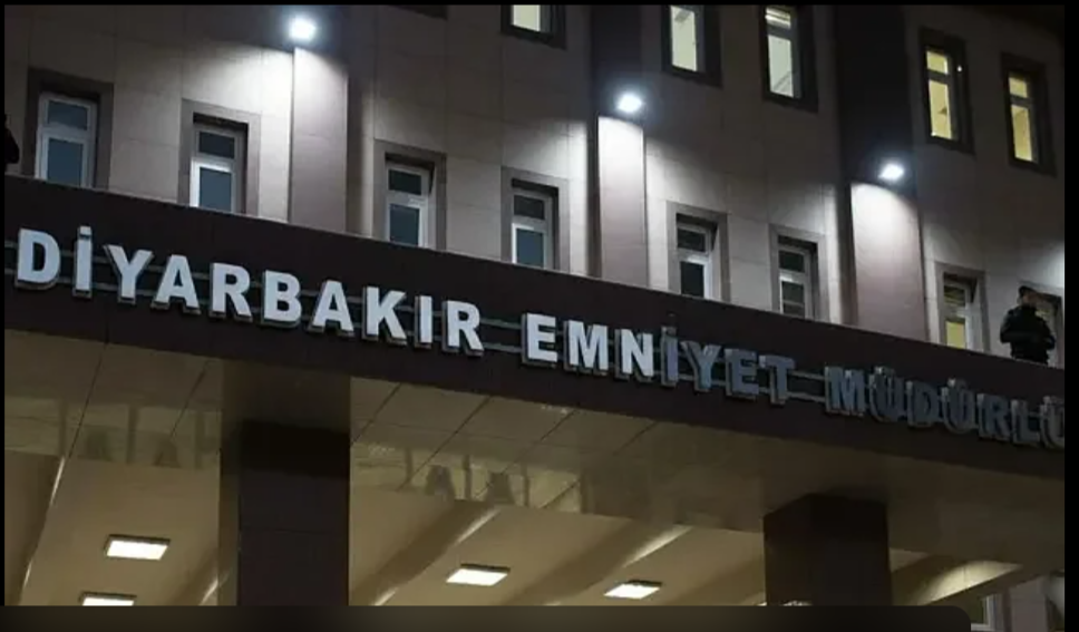Diyarbakır Emniyeti'ne EYP'li saldırı; Valilikten ilk açıklama!