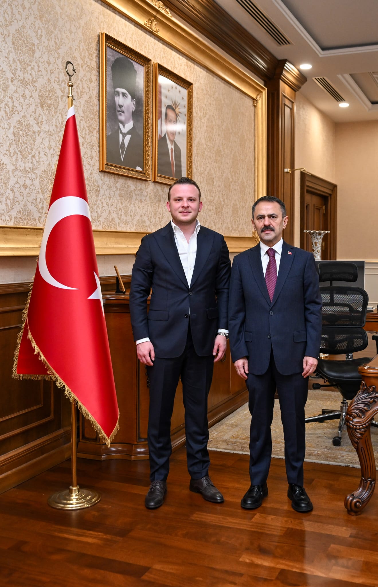 İş İnsanı Hasan Çalışkan’dan Vali İlhami Aktaş’a Ziyaret