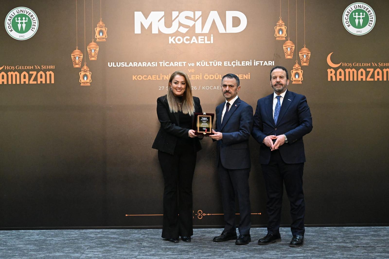 Vali İlhami Aktaş, MÜSİAD Kocaeli Uluslararası Ticaret ve Kültür Elçileri İftarı ile Kocaeli’nin Enleri Ödül Töreni’ne Katıldı